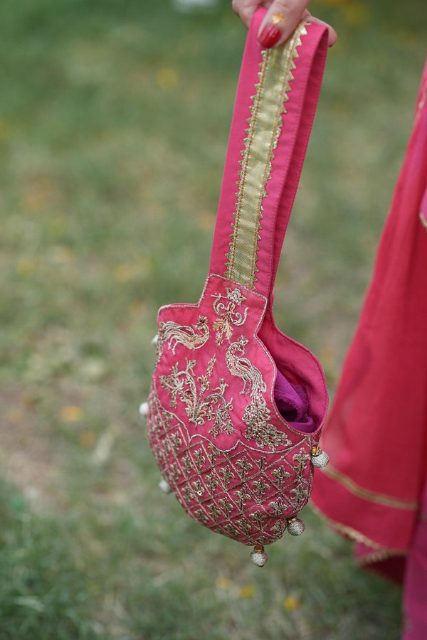 Dilruba Potli